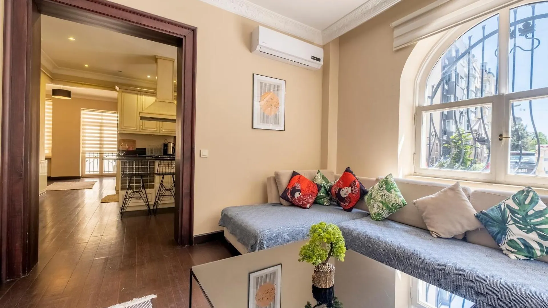 Spacious 3 Bedrooms 2 Bathrooms Central Apartment Istanbul