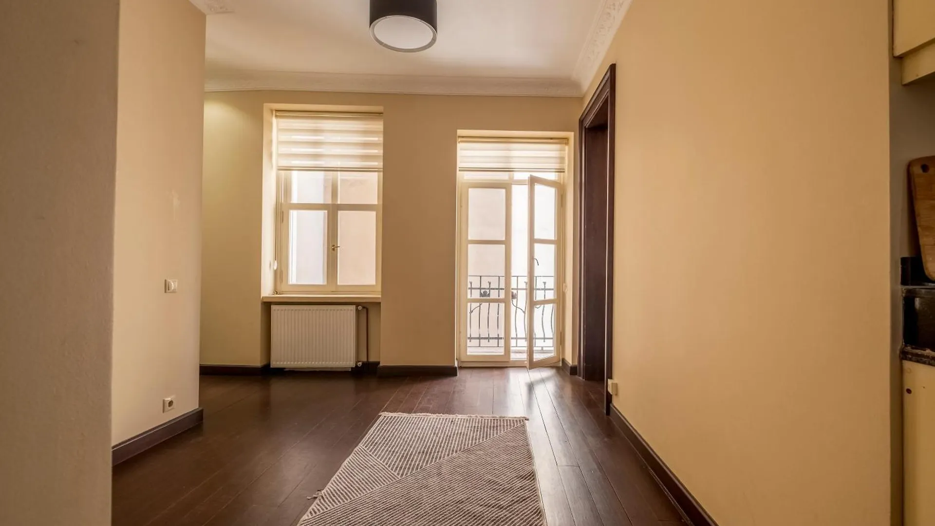 Spacious 3 Bedrooms 2 Bathrooms Central Apartment Istanbul